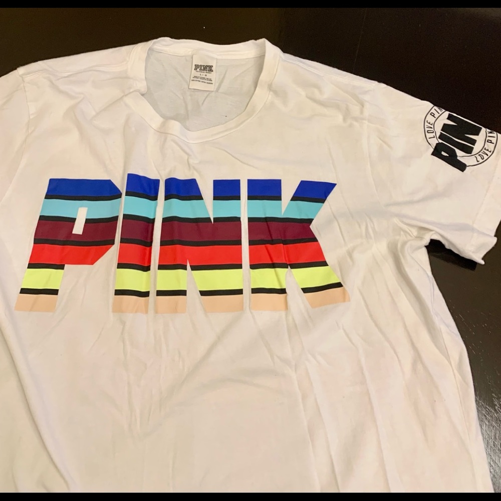 VS Pink T-Shirt
